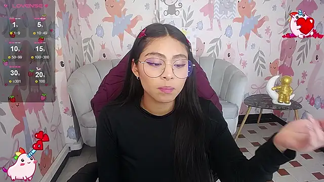 Little_Angelina_v's cam snapshot