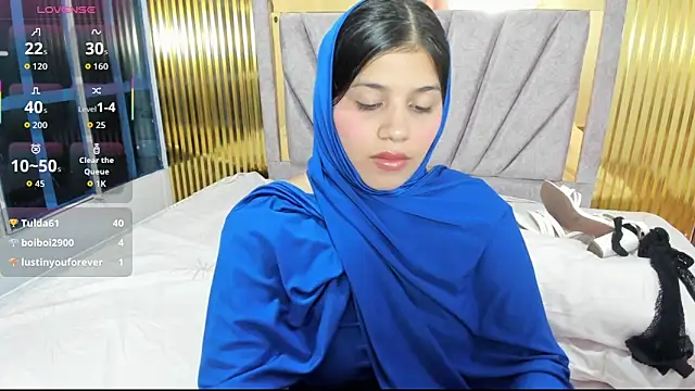 Amyra_Rasi's cam snapshot