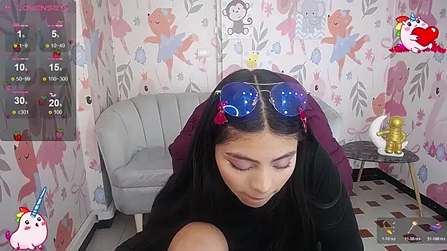 Little_Angelina_v's cam snapshot