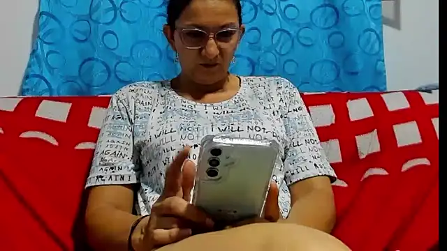 Angelblue_'s cam snapshot