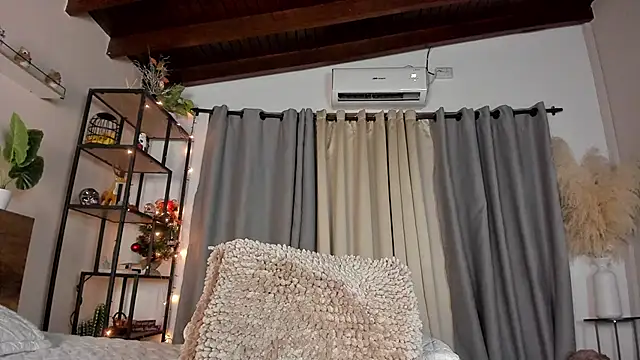 amber_maxwell's cam snapshot