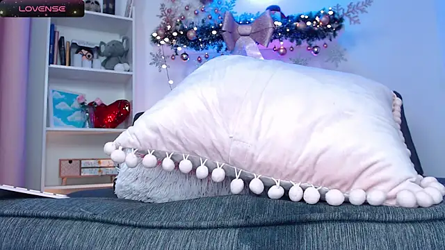 VenusIslove's cam snapshot