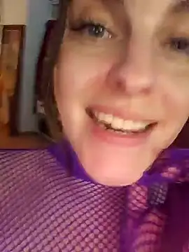 BelleFelicitas live sex cam