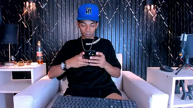 Gregory_Sforza live sex cam