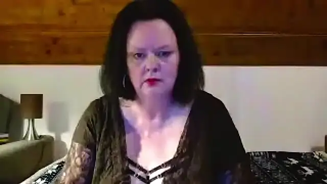 TiffanyMature live sex cam