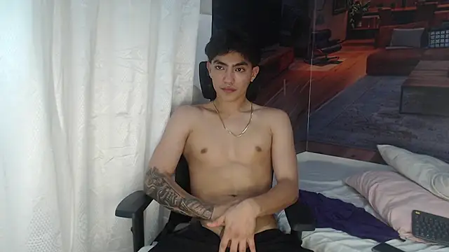 RomeoMillerr's cam snapshot