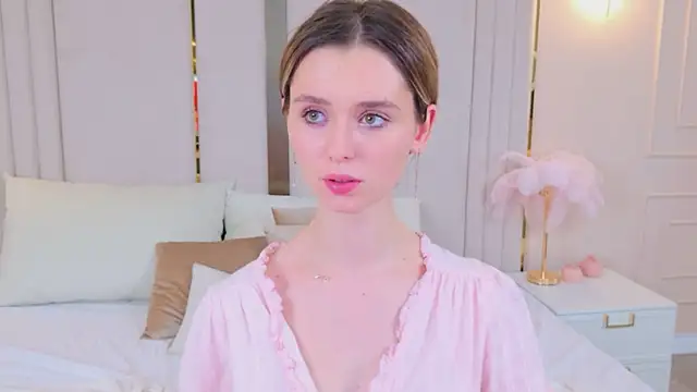 MarybethSnow's cam snapshot