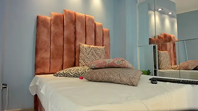 lou_rosse_'s cam snapshot