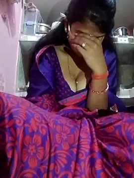 poojaafun's cam snapshot