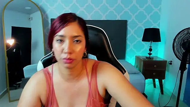 lia_violetta's cam snapshot