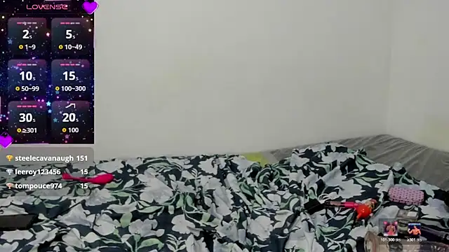 Nikki__uwu's cam snapshot