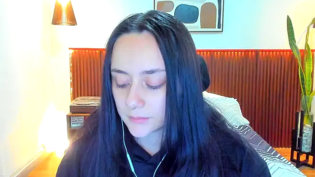 KatherineBond's cam snapshot