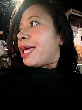 cindy_damm's cam snapshot