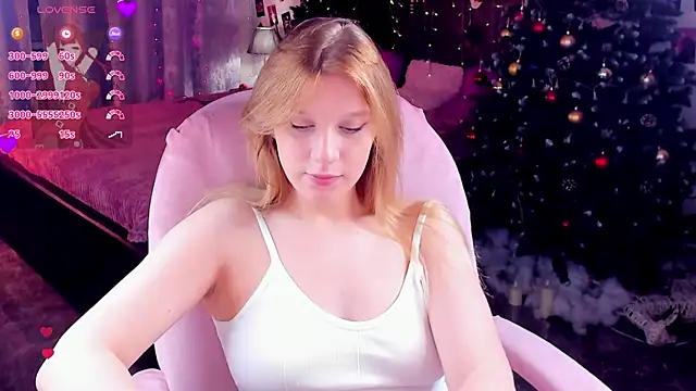 KarambaMoon's cam snapshot