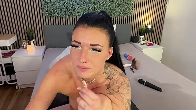 LizaRoxx's cam snapshot