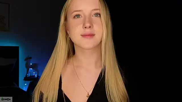 adele_armass's cam snapshot