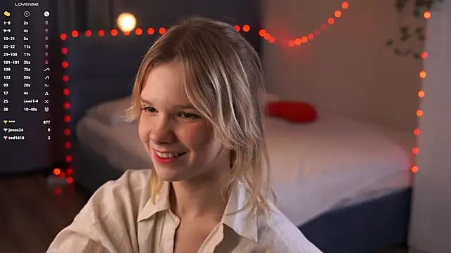 PhillisEsplin's cam snapshot