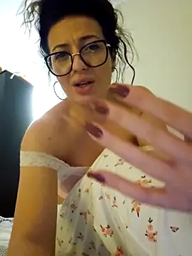 Bel_lla036Bella's cam snapshot