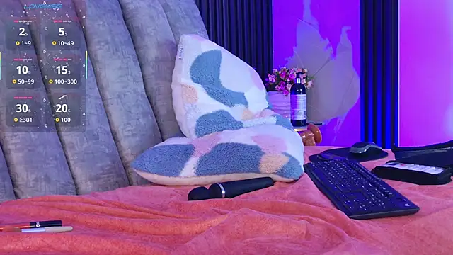 LiaTeylor's cam snapshot