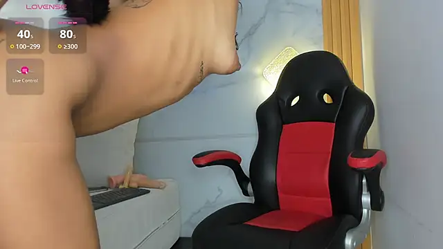 reshi_hevss's cam snapshot