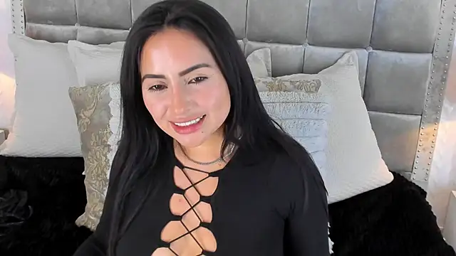 ZaraVesari's cam snapshot