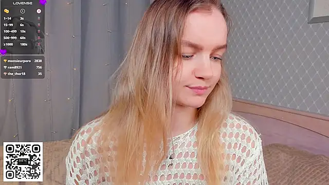 KerenFurguson's cam snapshot