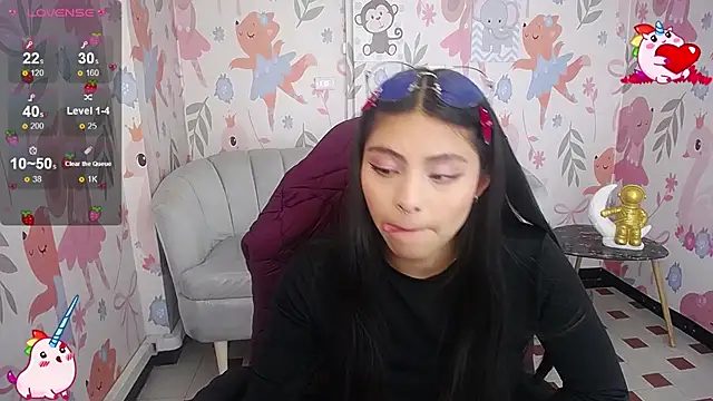 Little_Angelina_v's cam snapshot