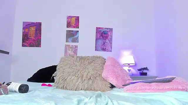 giseele-gigii's cam snapshot