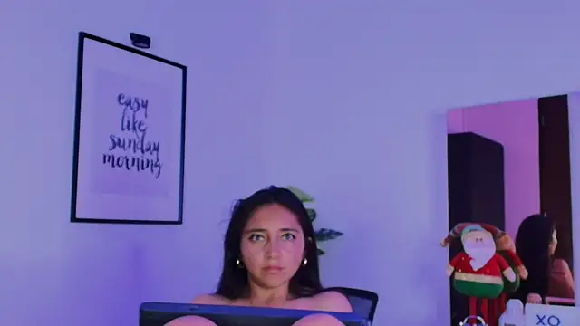 Mara_Wolf01's cam snapshot