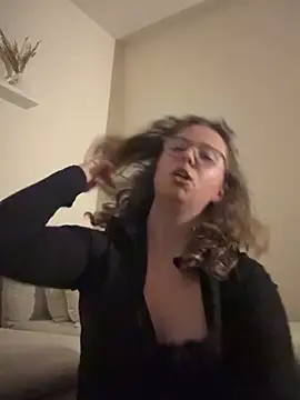 GermanRose's cam snapshot