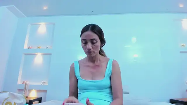 isaa_stone live sex cam