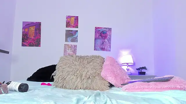 giseele-gigii's cam snapshot