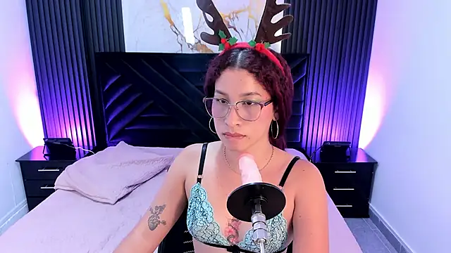 Liiagoddess's cam snapshot