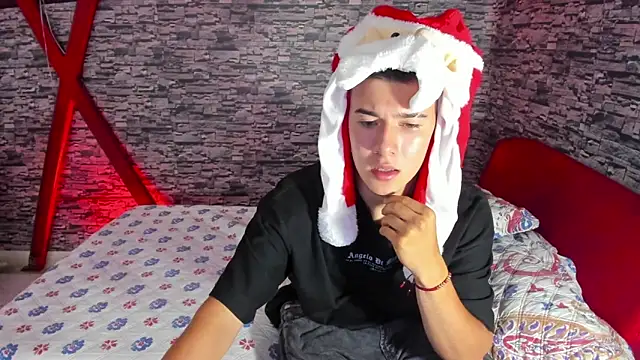 Aleck_Boy's cam snapshot