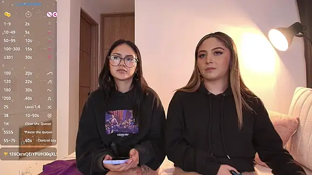 _Emma11's cam snapshot