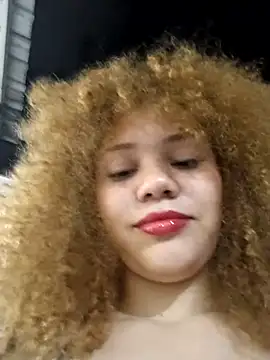 SirenRouge_69's cam snapshot