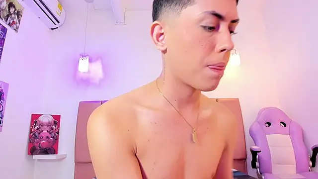 Iam_criss09's cam snapshot