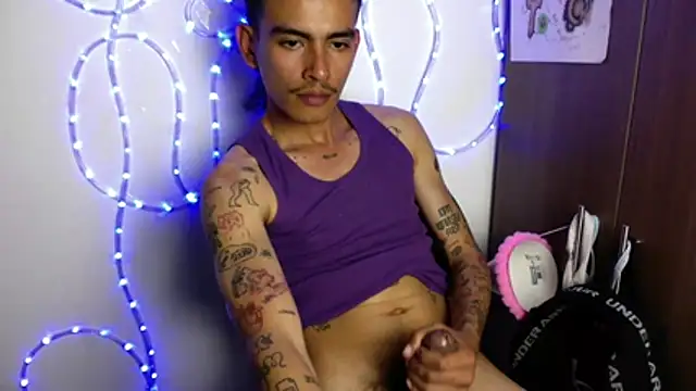 sorry-mom69 live sex cam