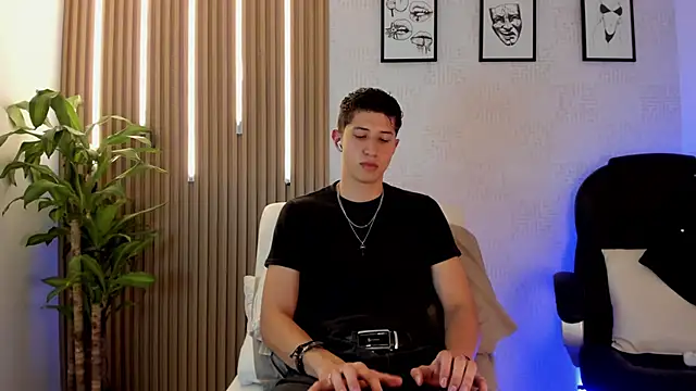 Dorianmistery2322_'s cam snapshot