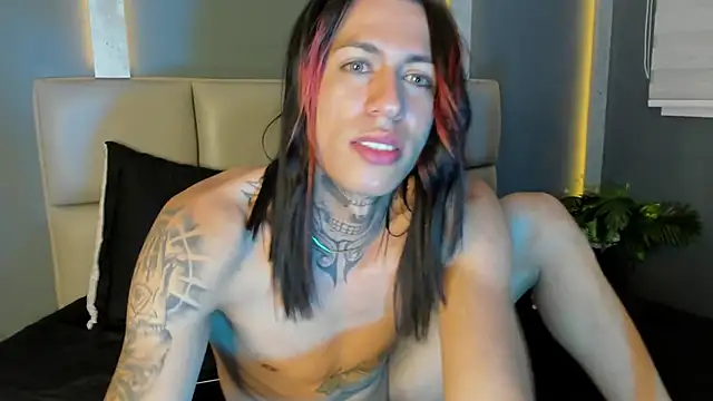 ArohomLester's cam snapshot