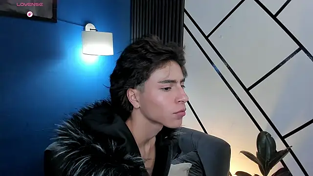 Christopher_77 live sex cam