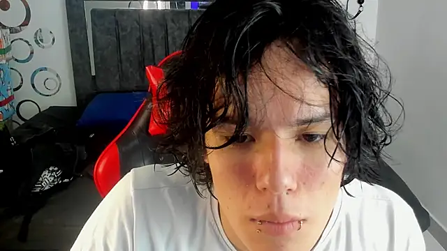 Kenai_Lavis's cam snapshot