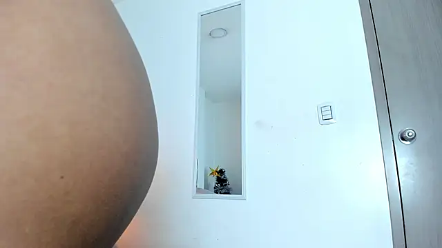 Anthonelaa__'s cam snapshot