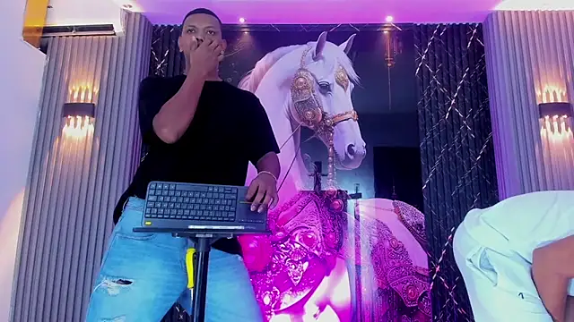 The_Boy_King's cam snapshot