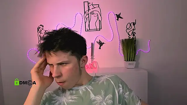 leo_valor's cam snapshot