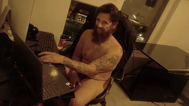 Armyexhibitionistvet's cam snapshot