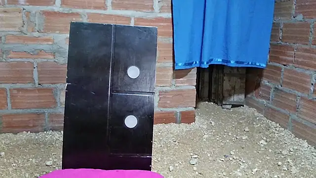 Luciia_cute live sex cam