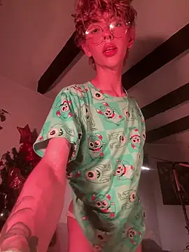 lyamthommpson live sex cam