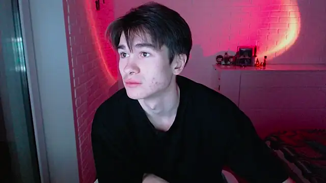 MarkusDean live sex cam