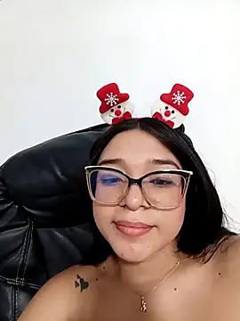 -VICKKY live sex cam